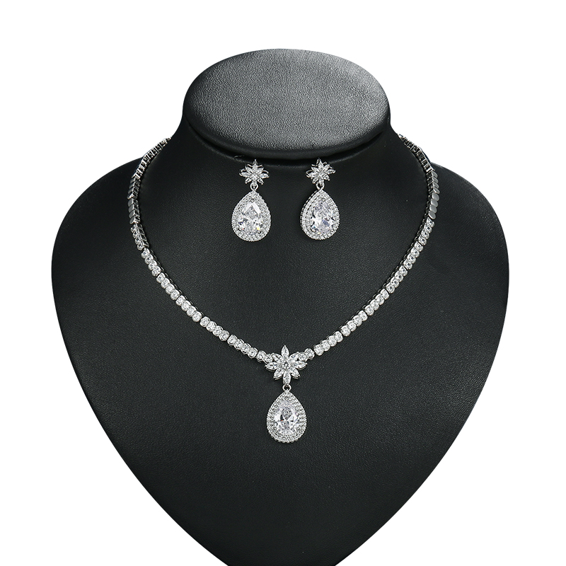 Hero Floral Crystal Bridal Set