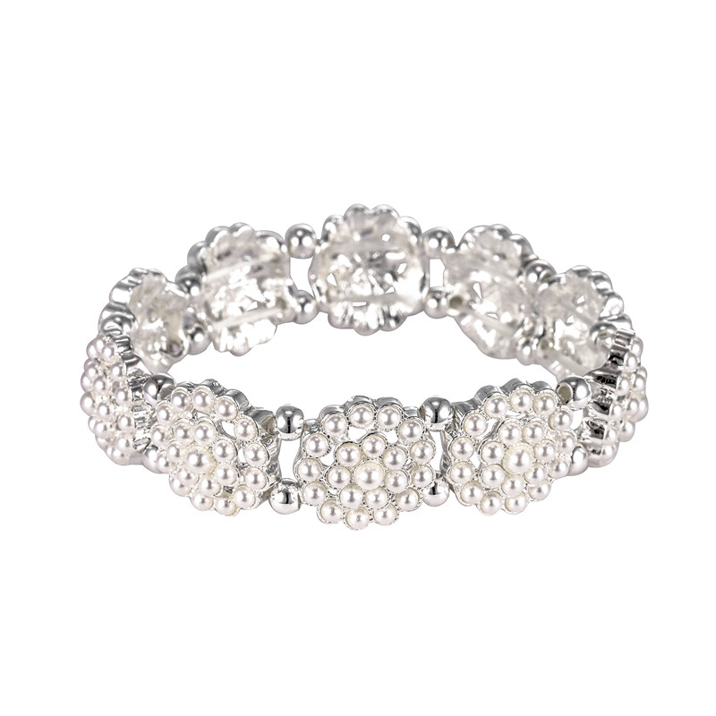 Pearl Floral Cluster Bracelet